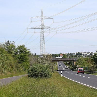 Über die K12 zwischen Oedekoven und Dransdorf, parallel zur Stadtbahnlinienbrücke, soll eine Brücke für die Radpendlerroute gebaut werden.