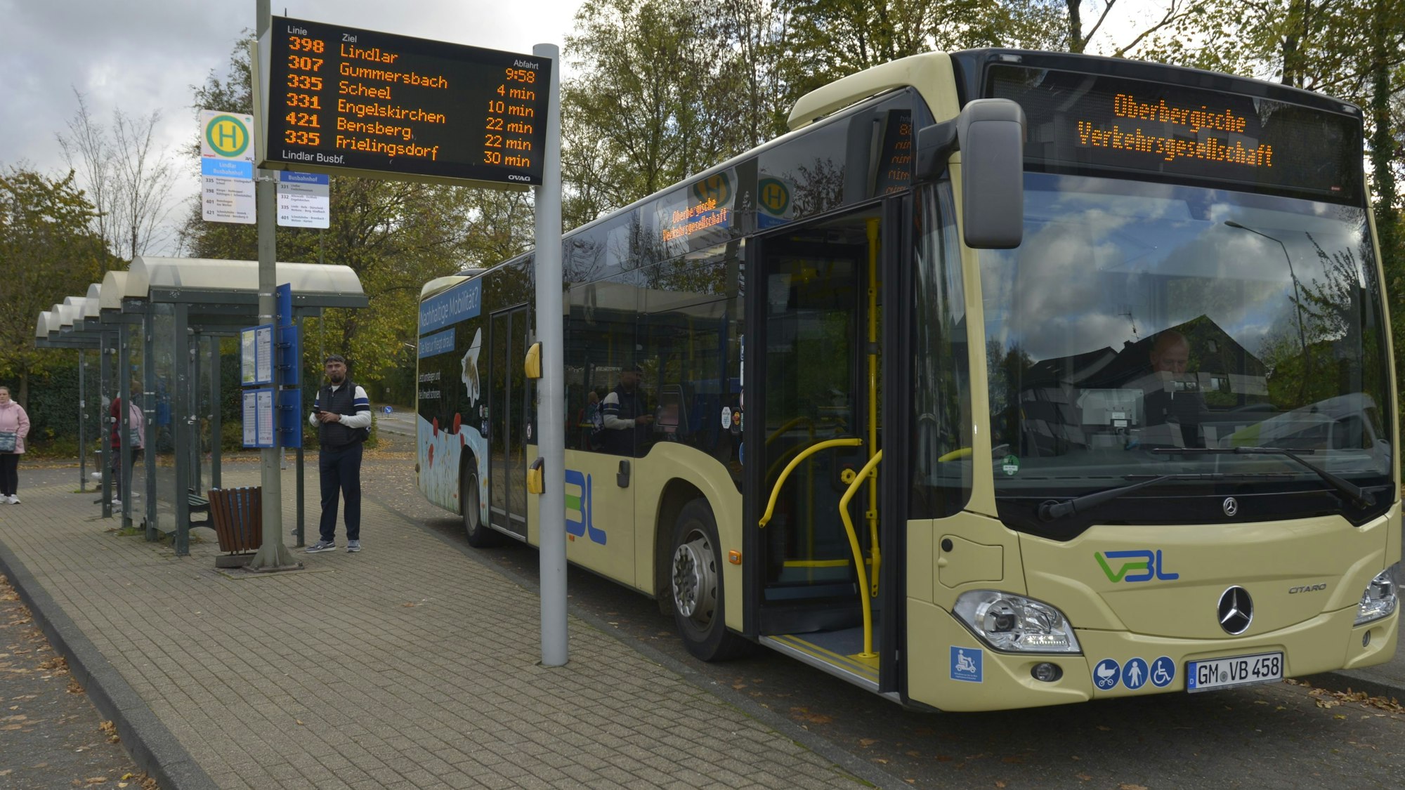 Ein Linienbus der Ovag.