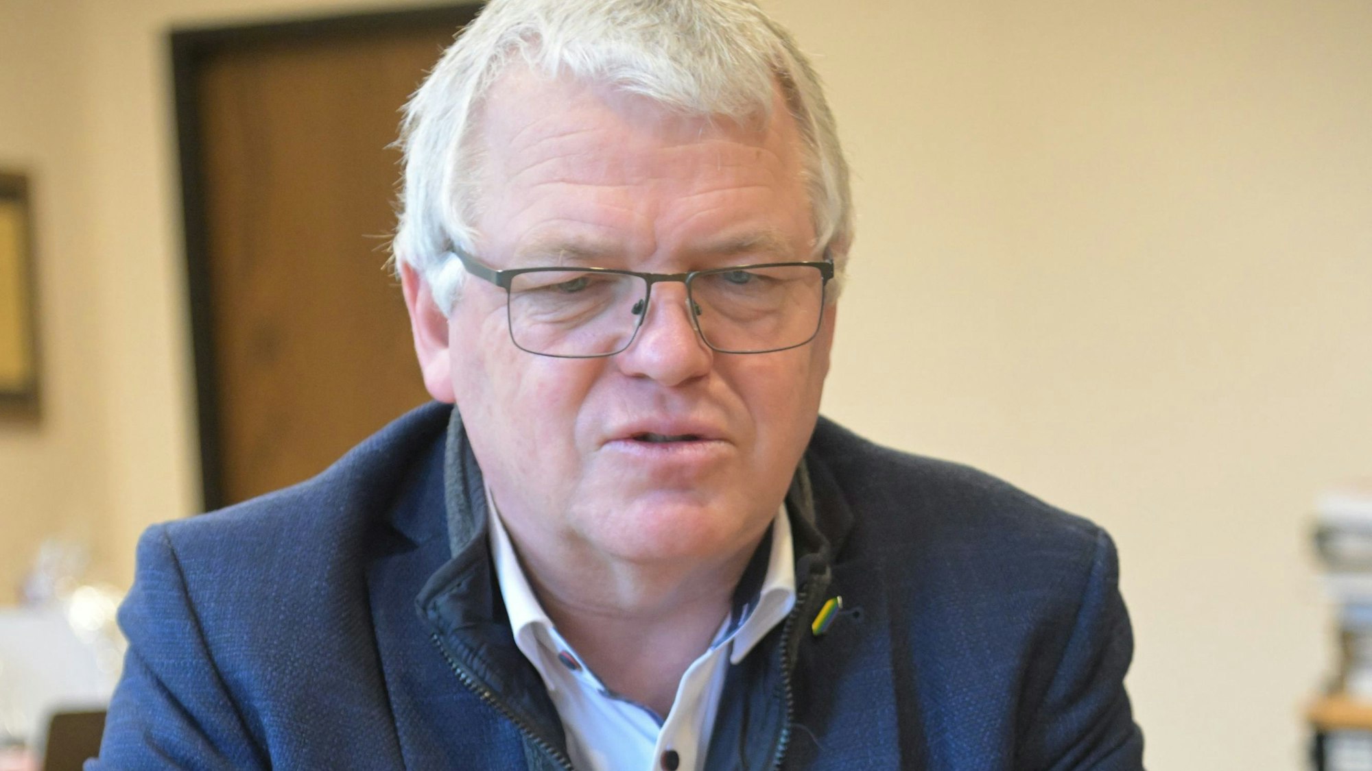 Eine große Mehrheit will dem Kurs von Kürtens Bürgermeister Willi Heider nicht folgen.