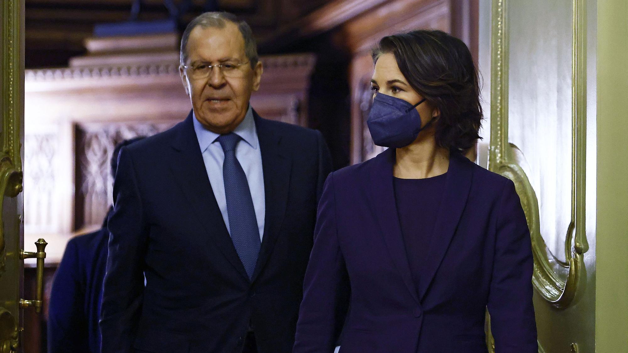 Sergej Lawrow (l.) und Annalena Baerbock am 18. Januar 2022 in Moskau