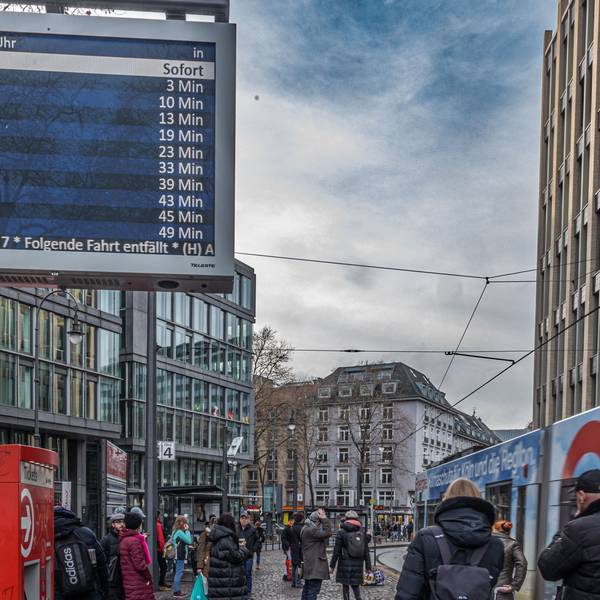 Langes Warten: Auf einzelnen Linien kommt es bereits ab 6. Februar zu Einschränkungen.