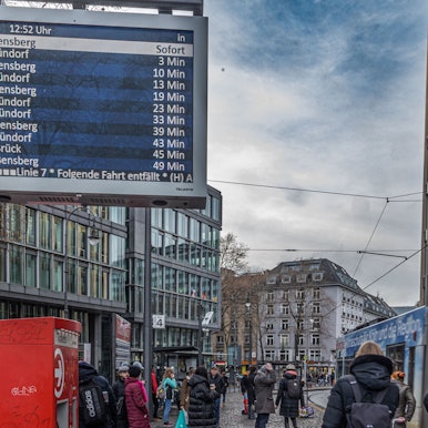 Langes Warten: Auf einzelnen Linien kommt es bereits ab 6. Februar zu Einschränkungen.