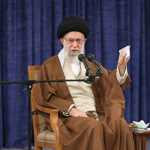 Ajatollah Ali Chamenei ist oberster Führer und geistliches Oberhaupt des Iran.
