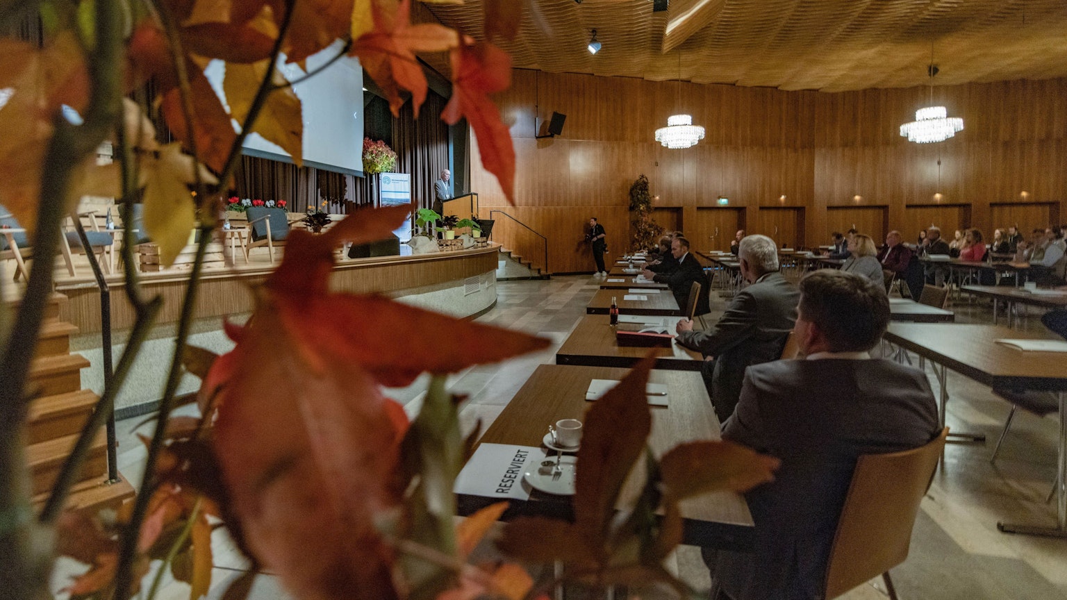 Stadthalle in Rheinbach von innen.