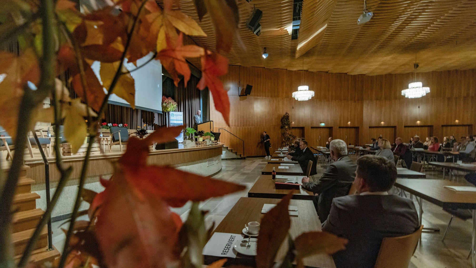 Stadthalle in Rheinbach von innen.