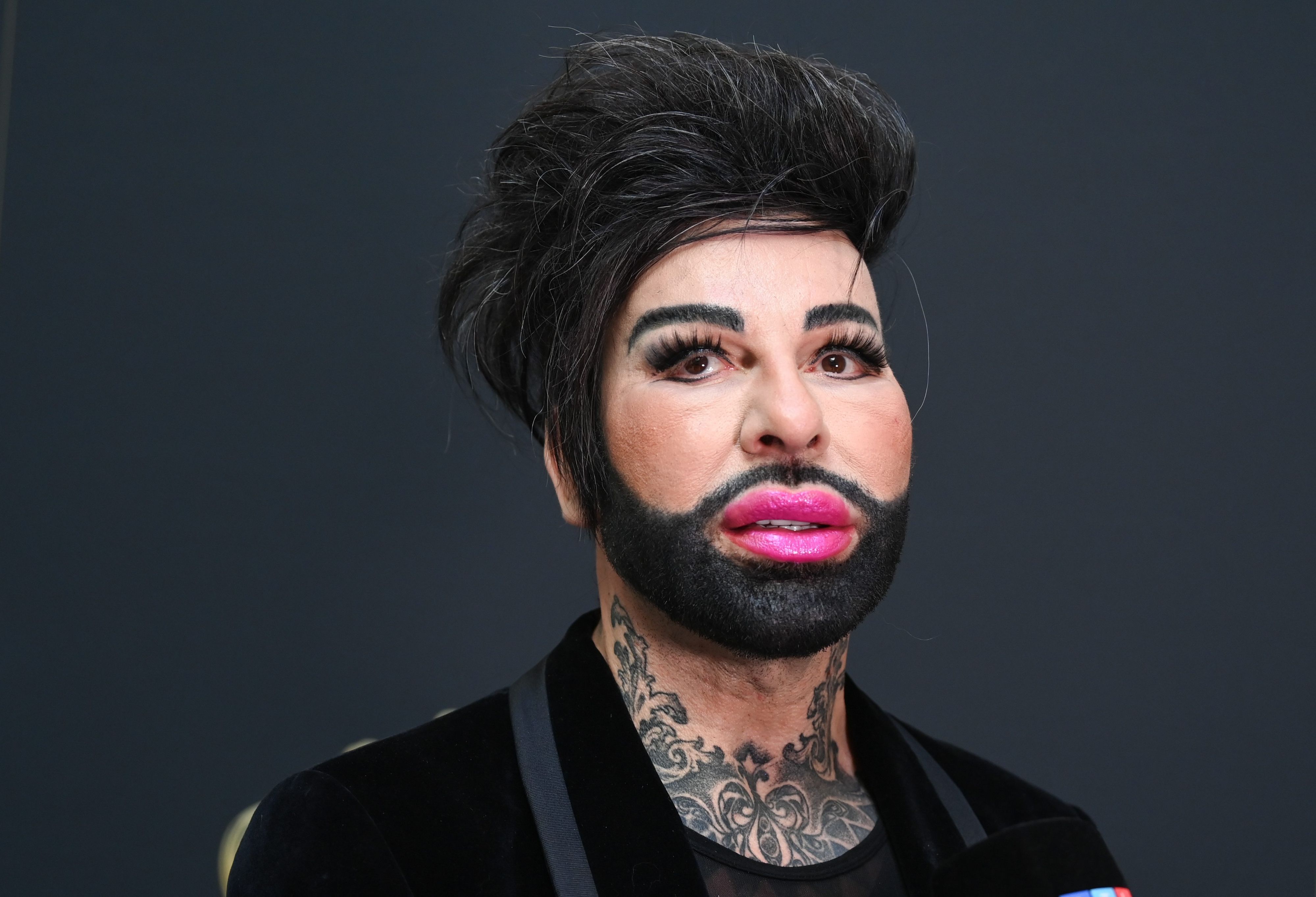 Modedesigner Harald Glööckler zeigt sich bei der Präsentation seiner Lifestyle Kollektion „Teuber by Harald Glööckler“ im Rahmen der Berlin Fashion Week.