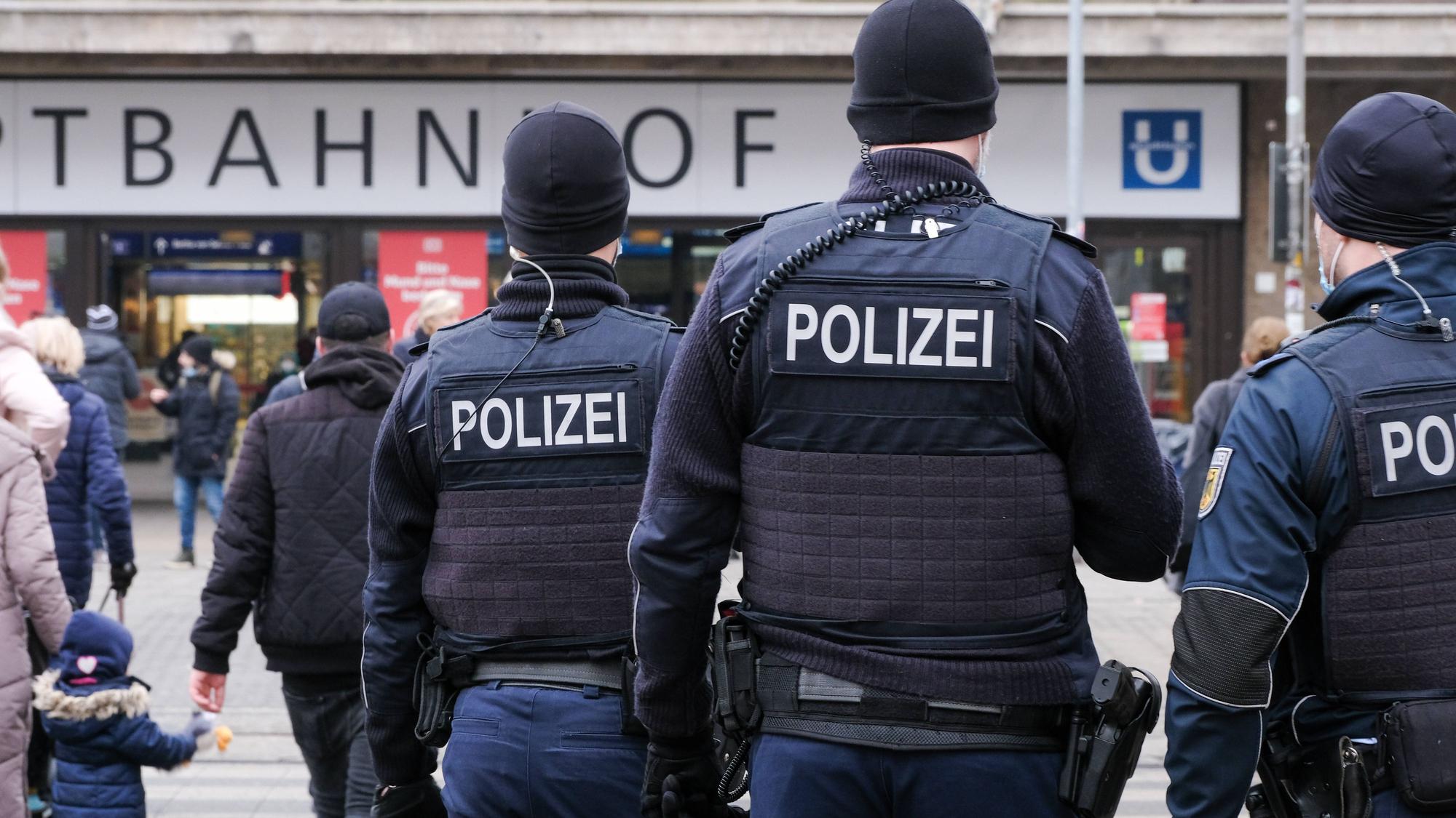Bundespolizei am Düsseldorfer Hauptbahnhof. (Archivbild)
