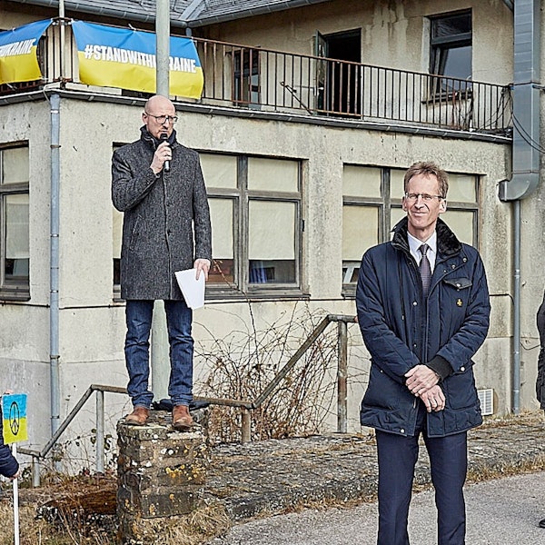 Ingo Pfennings (l.) und Detlef Seif, hier bei einer Demo gegen den Krieg in der Ukraine in Vogelsang.