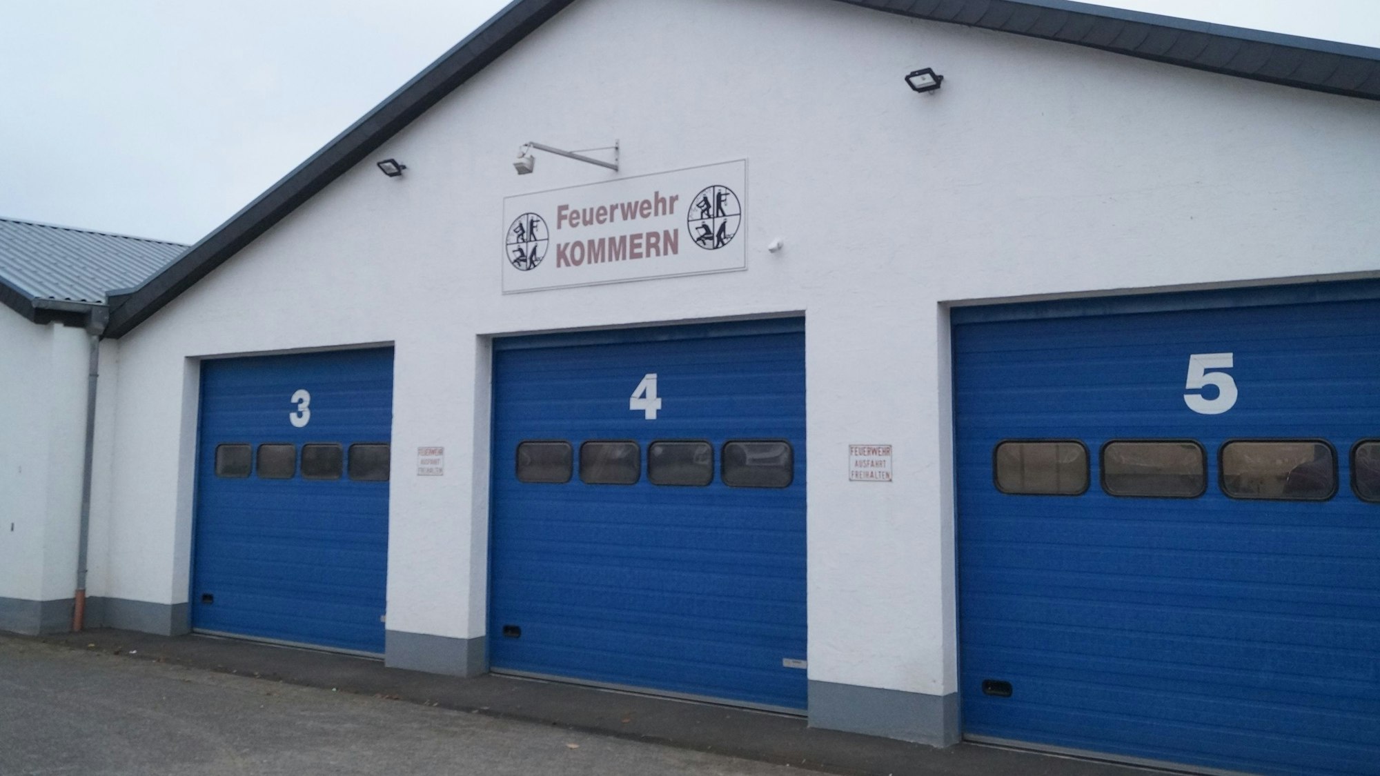 Das Feuerwehrgerätehaus in Mechernich-Kommern.