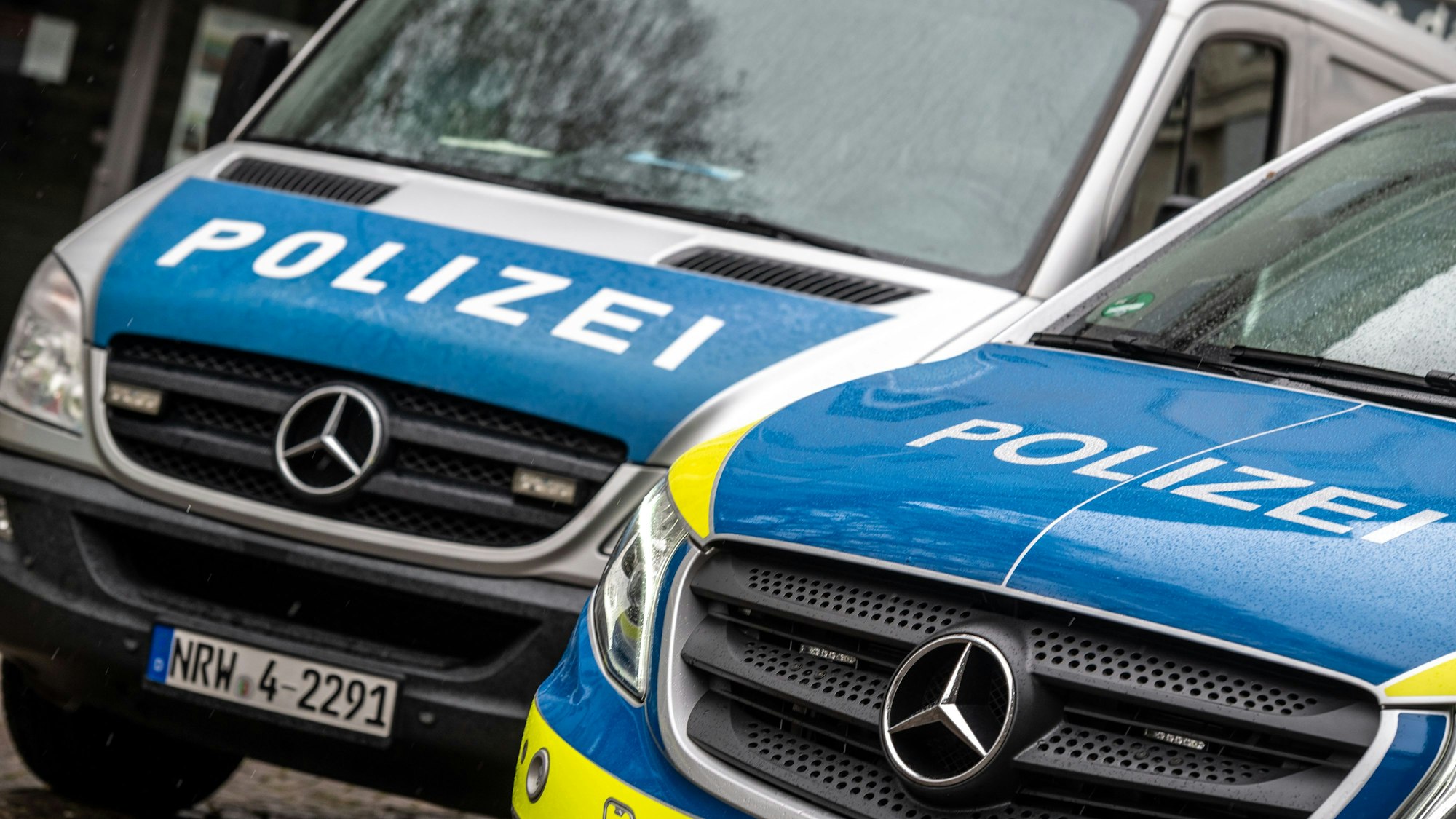 30.01.2021, Köln: Symbolfoto Polizeifahrzeuge  Foto: Uwe Weiser