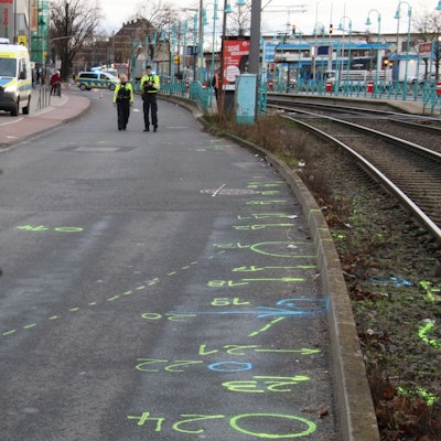 Vermessungen an der Unfallstelle in Köln-Deutz