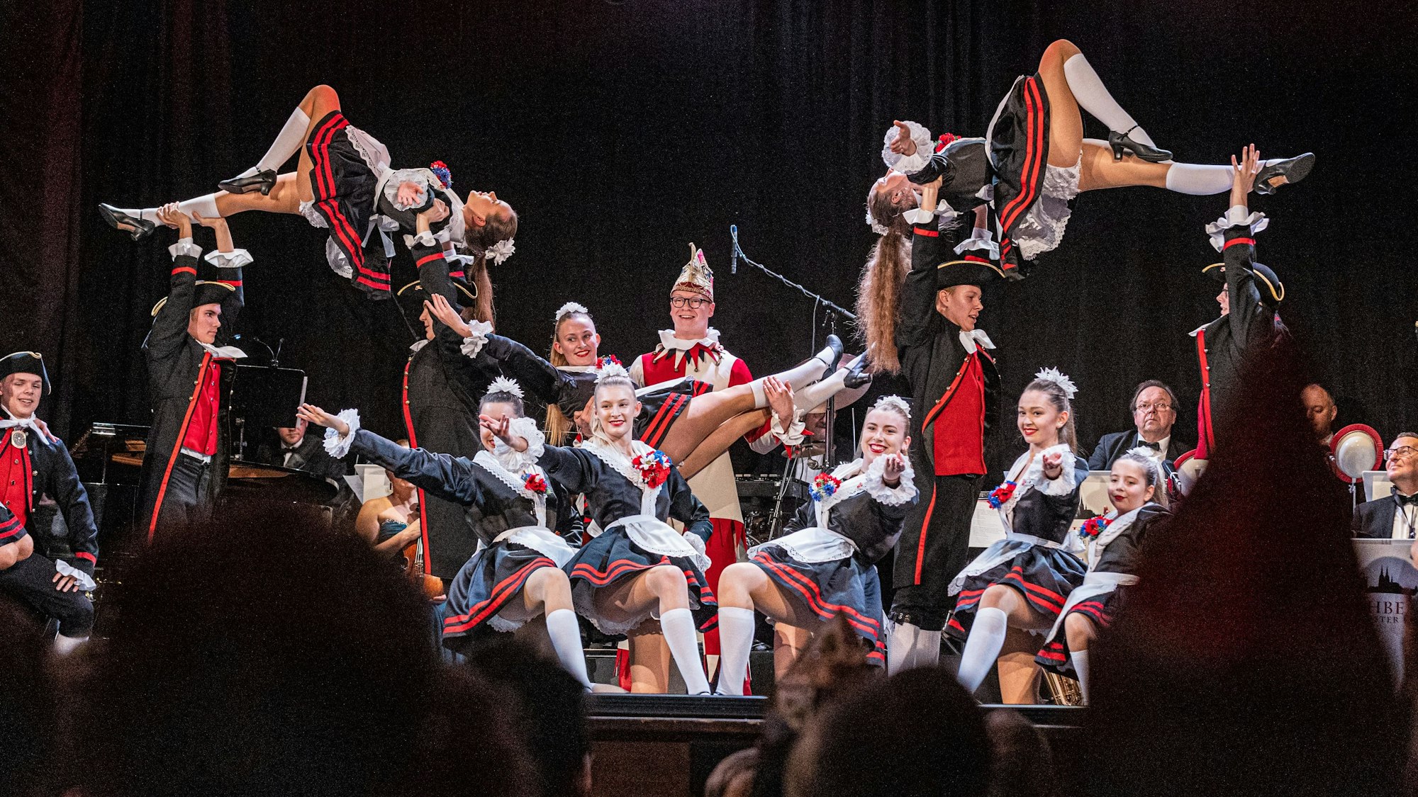 Premiere des „Hellige“ Jubiläumstanzes