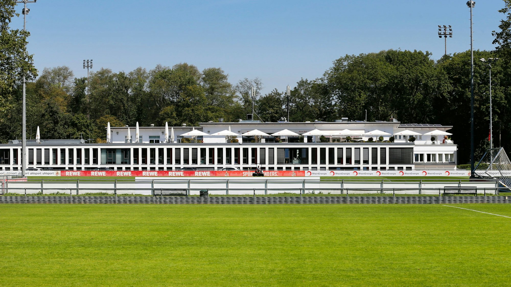 Das Geißbockheim, das Clubhaus des 1.FC Köln.