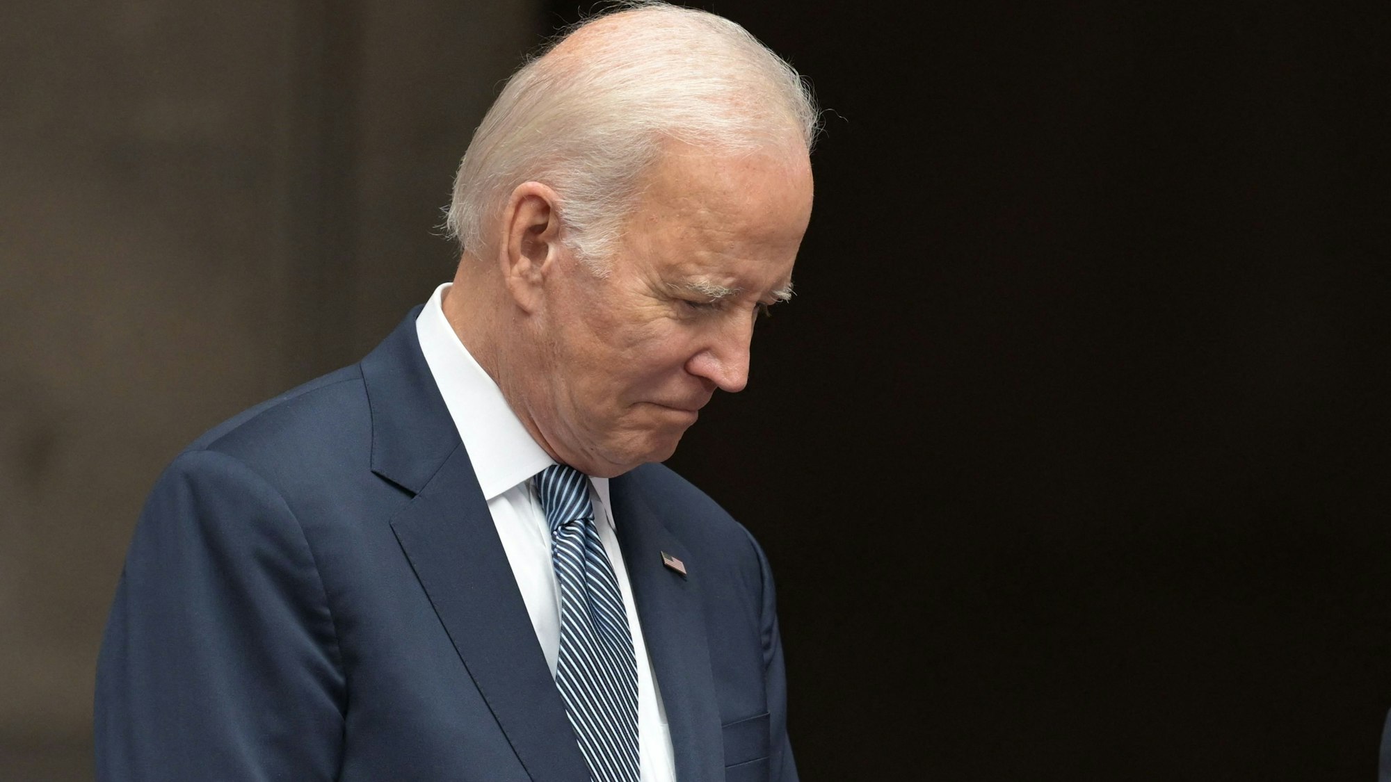 Das FBI hat nach einem Dokumenten-Fund in einem früheren Büro von US-Präsident Joe Biden Ermittlungen aufgenommen.