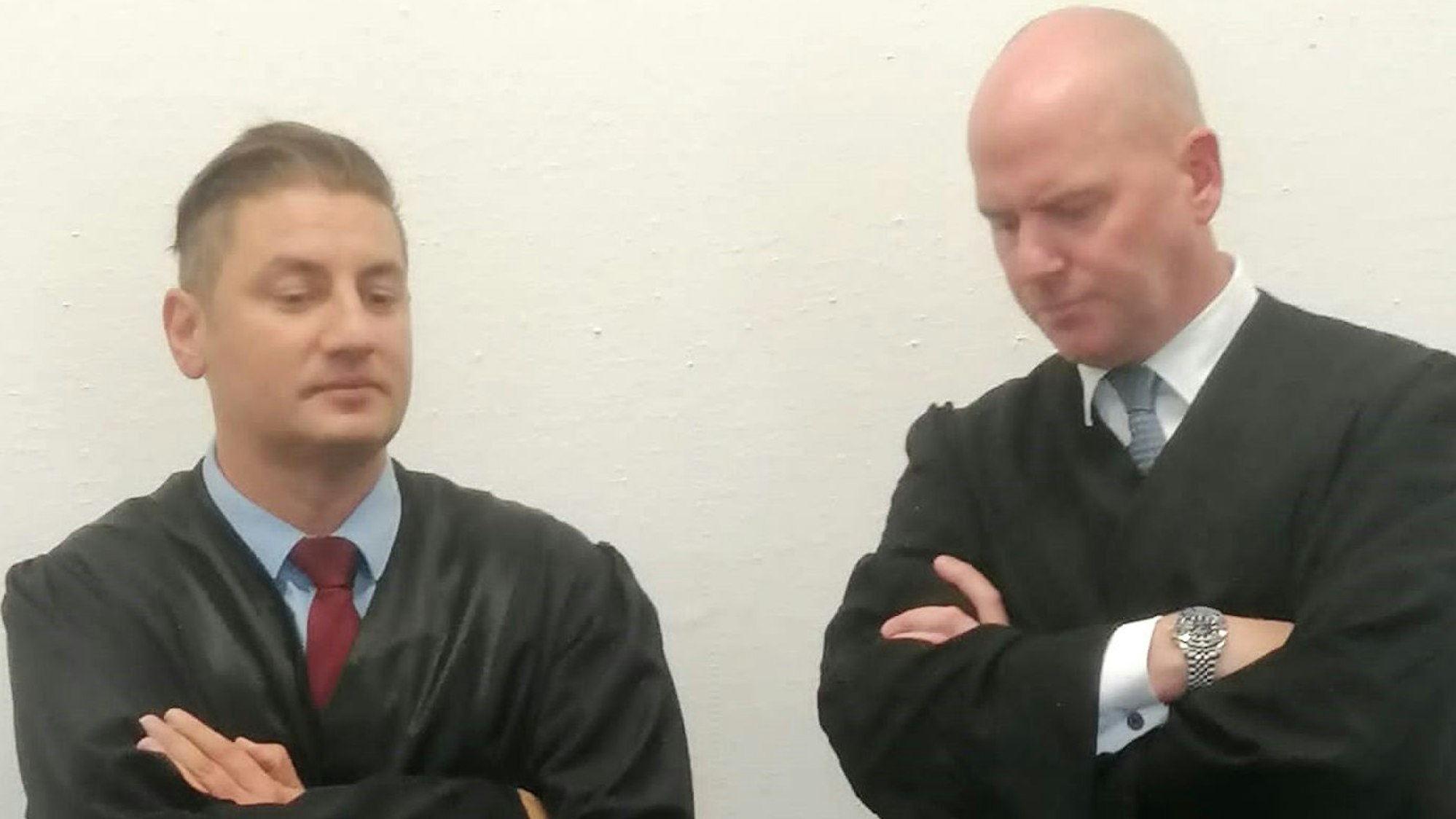 Mutlu Günal und Martin Bücher verteidigen den Angeklagten.