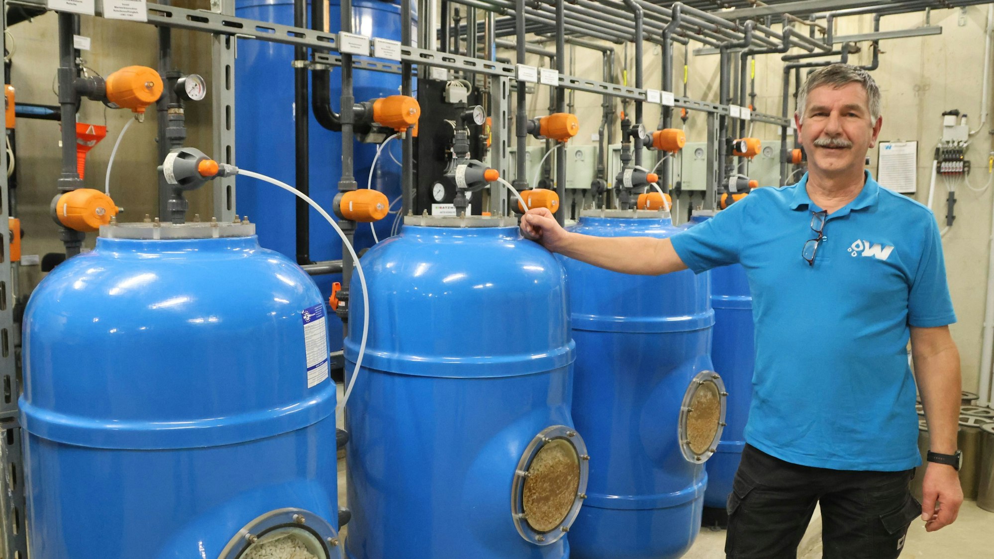 Jürgen Eisbach an den Marmorkiestürmen.