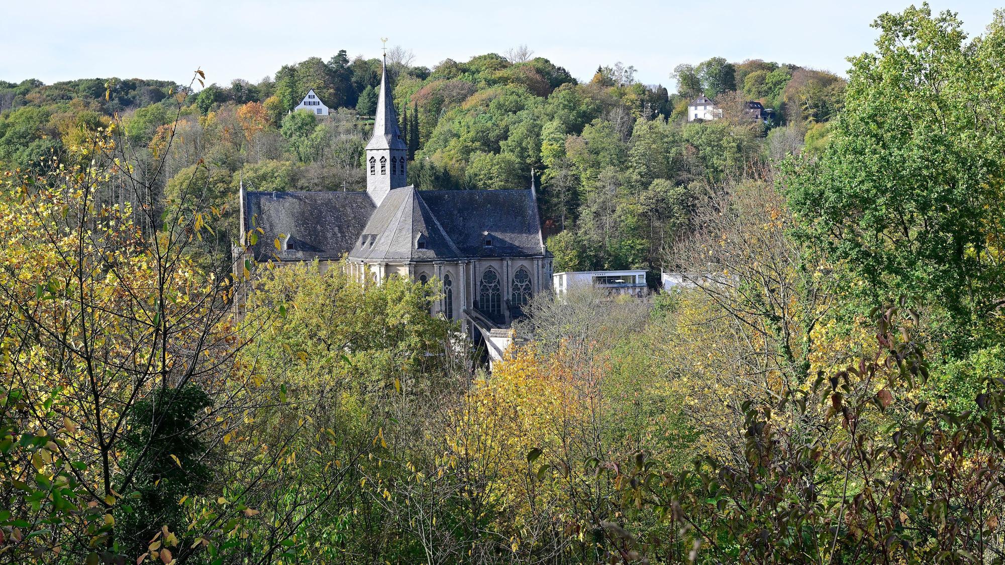 Der Altenberger Dom im Herbst