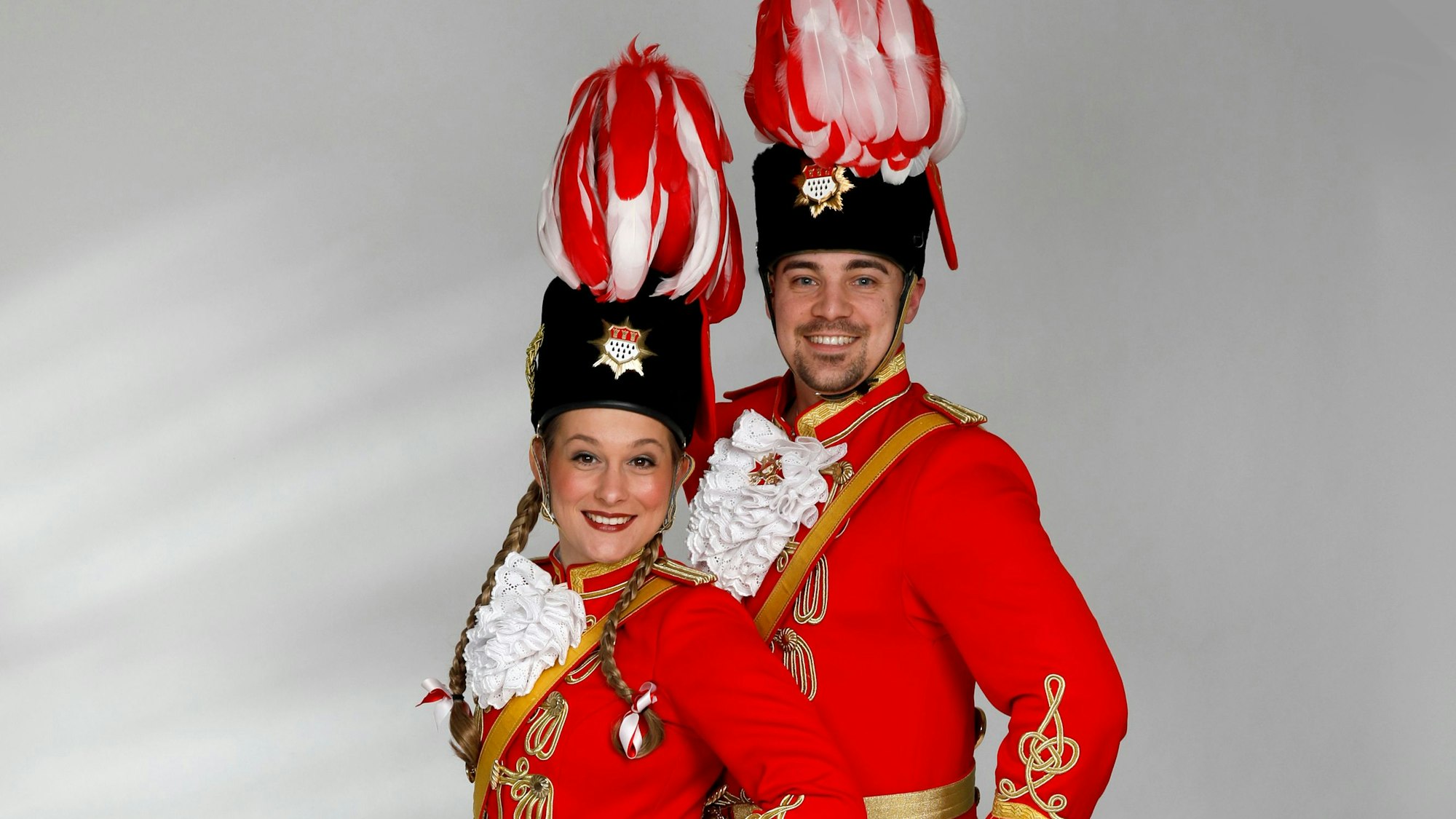 Das Tanzpaar des Kölner Husaren Korps