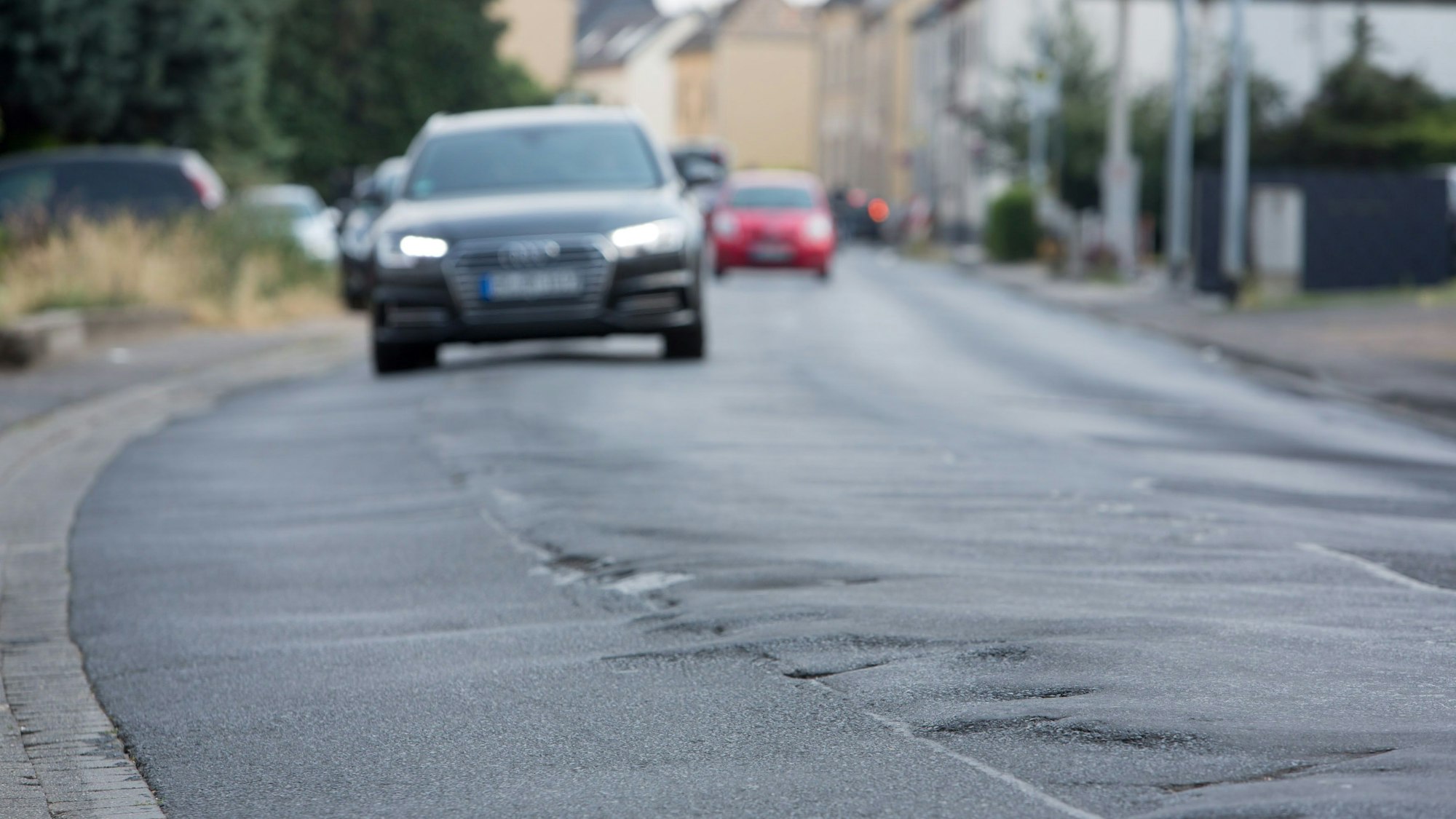 Gielsdorf, Kreisstraße 1
Schlaglöcher in der Fahrbahn