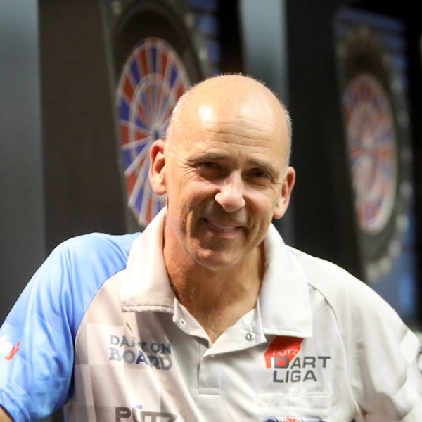 Wolfgang Pütz (57) aus Troisdorf ist Erfinder und Organisator der nach ihm benannten Pütz-Dart-Liga.