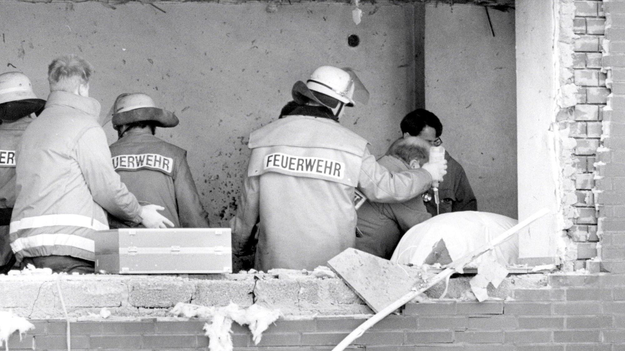 Am 9. März 1994 lief Erwin Mikolajczyk in Euskirchen Amok und sprengte sich im Euskirchener Amtsgericht in die Luft. Sieben Menschen starben.