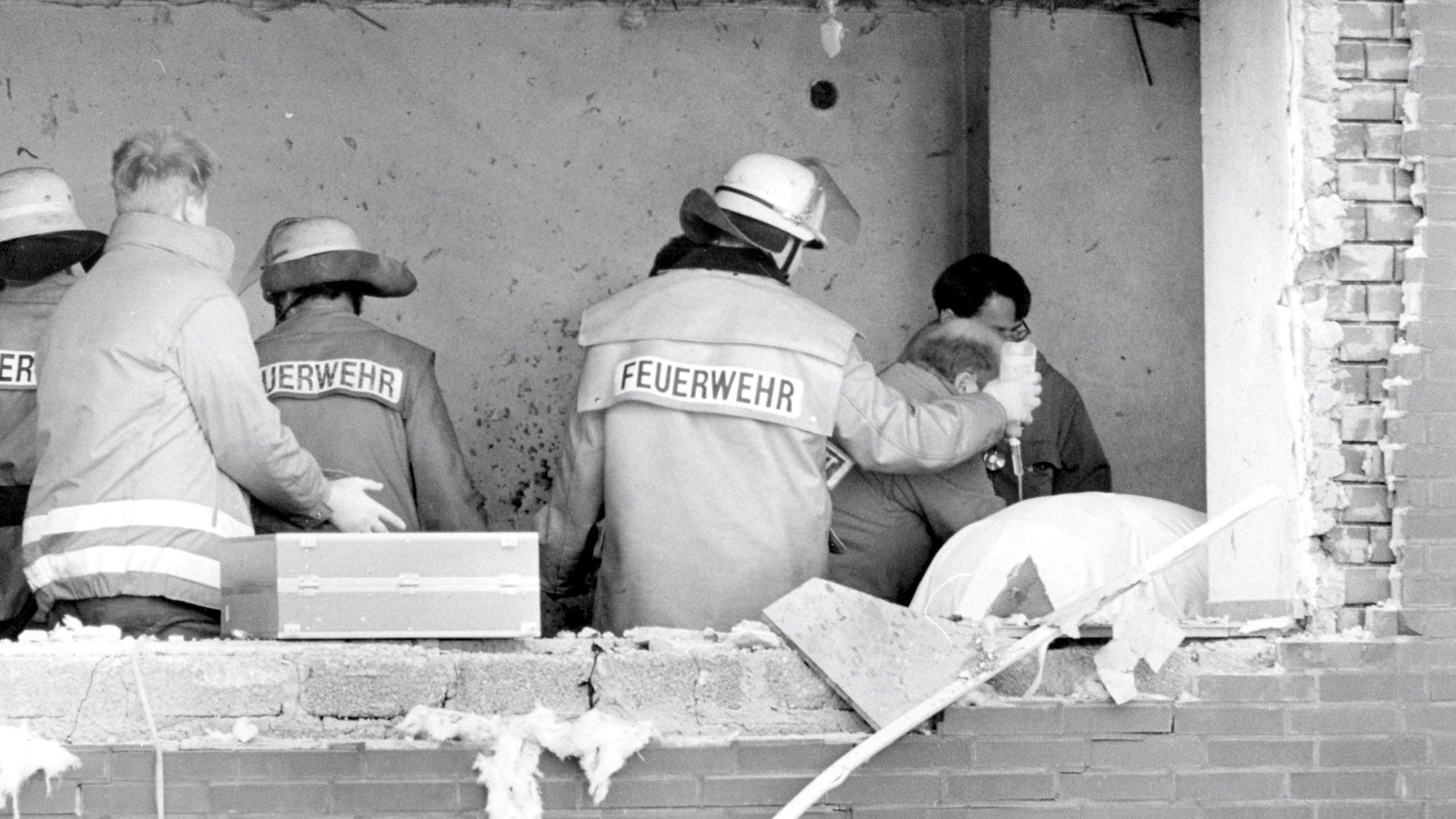 Am 9. März 1994 lief Erwin Mikolajczyk in Euskirchen Amok und sprengte sich im Euskirchener Amtsgericht in die Luft. Sieben Menschen starben.