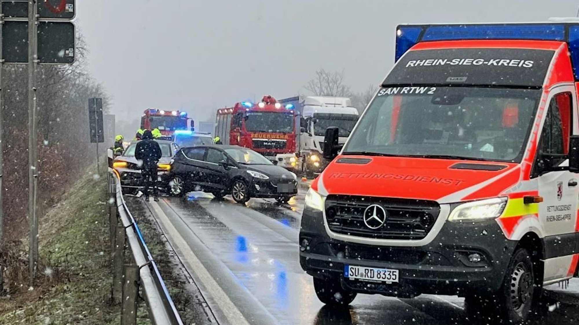 Auffahrunfall auf der A 560 bei Sankt Augustin.
