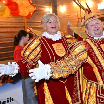 Prinz Peter II. und Prinzessin Monika I. (Thul) regieren in Dürscheid.
