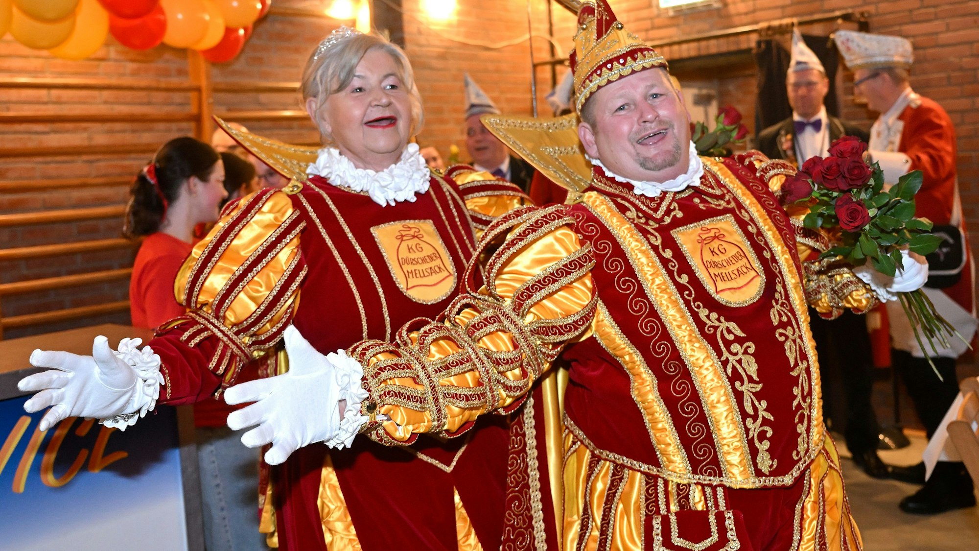 Prinz Peter II. und Prinzessin Monika I. (Thul) regieren in Dürscheid.