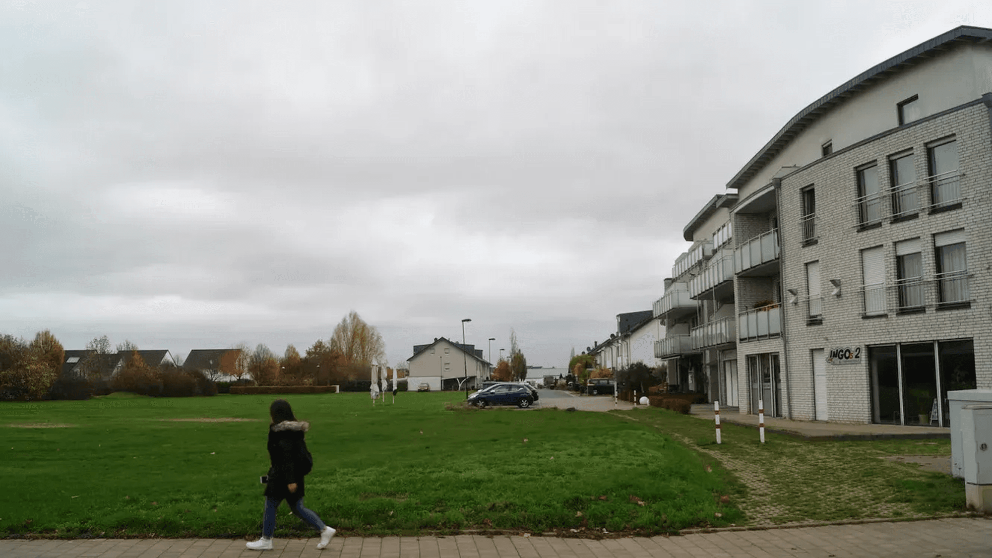 Auf der Ecke Zum Vogelrutherfeld/Astrid-Lindgren-Straße soll die neue dritte Grundschule für Sindorf gebaut werden.