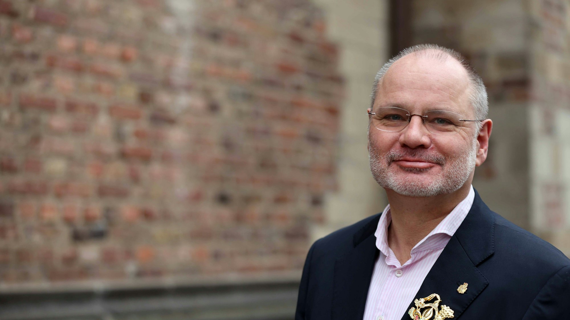 Zugleiter Willi Stoffel ist auch in der Ehrengarde aktiv.