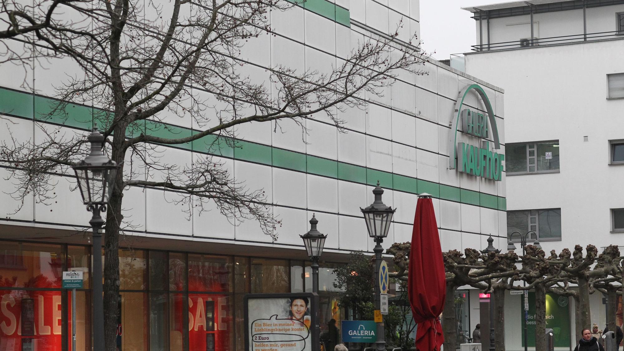 Die Kaufhof-Filiale in der Siegburger Innenstadt.