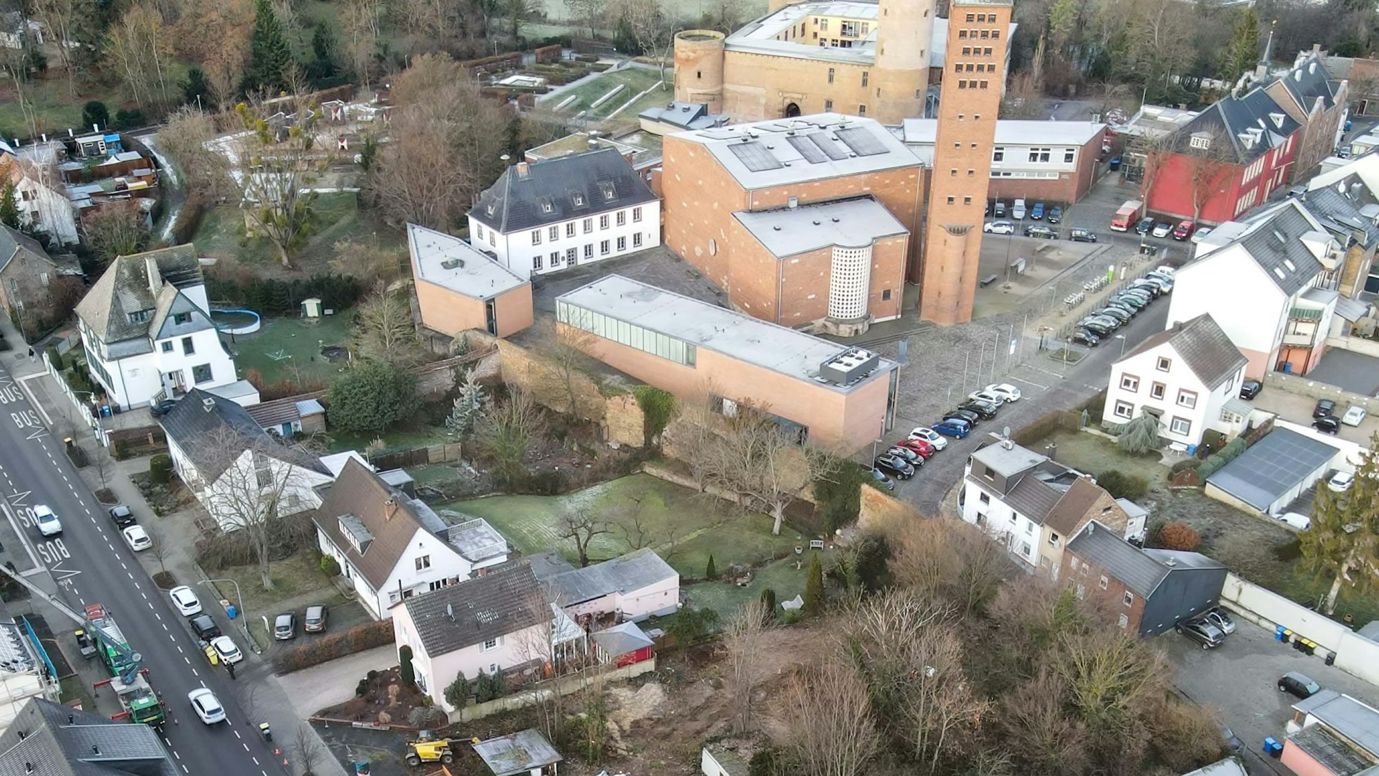 Das Bild zeigt einen Teil der Stadt Zülpich aus der Luft.