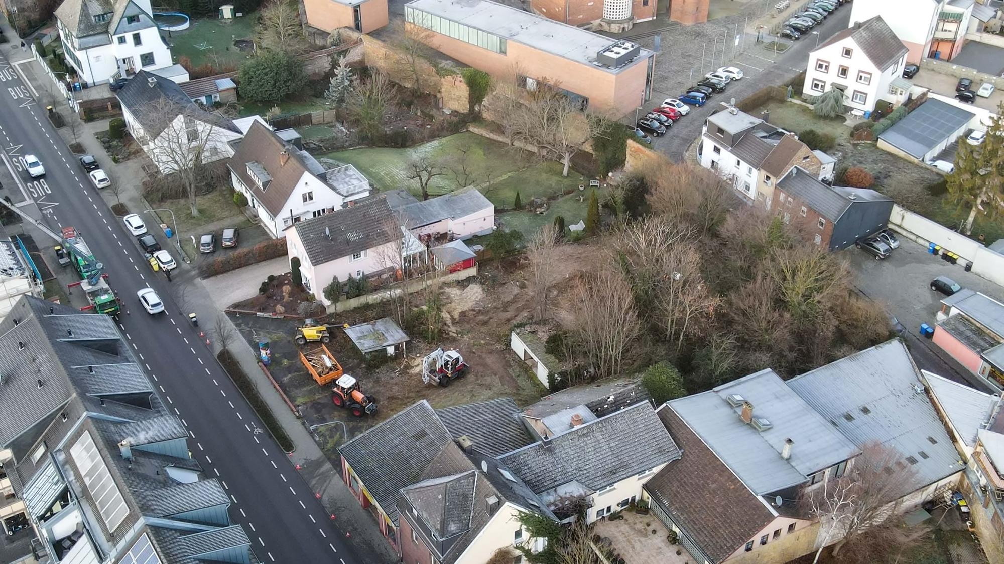Blick aus der Luft auf das Grundstück, das die Stadt gekauft hat.