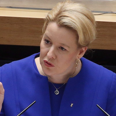 Franziska Giffey (SPD), Regierende Bürgermeisterin, hat Friedrich Merz und dessen CDU scharf kritisiert. (Archivbild)