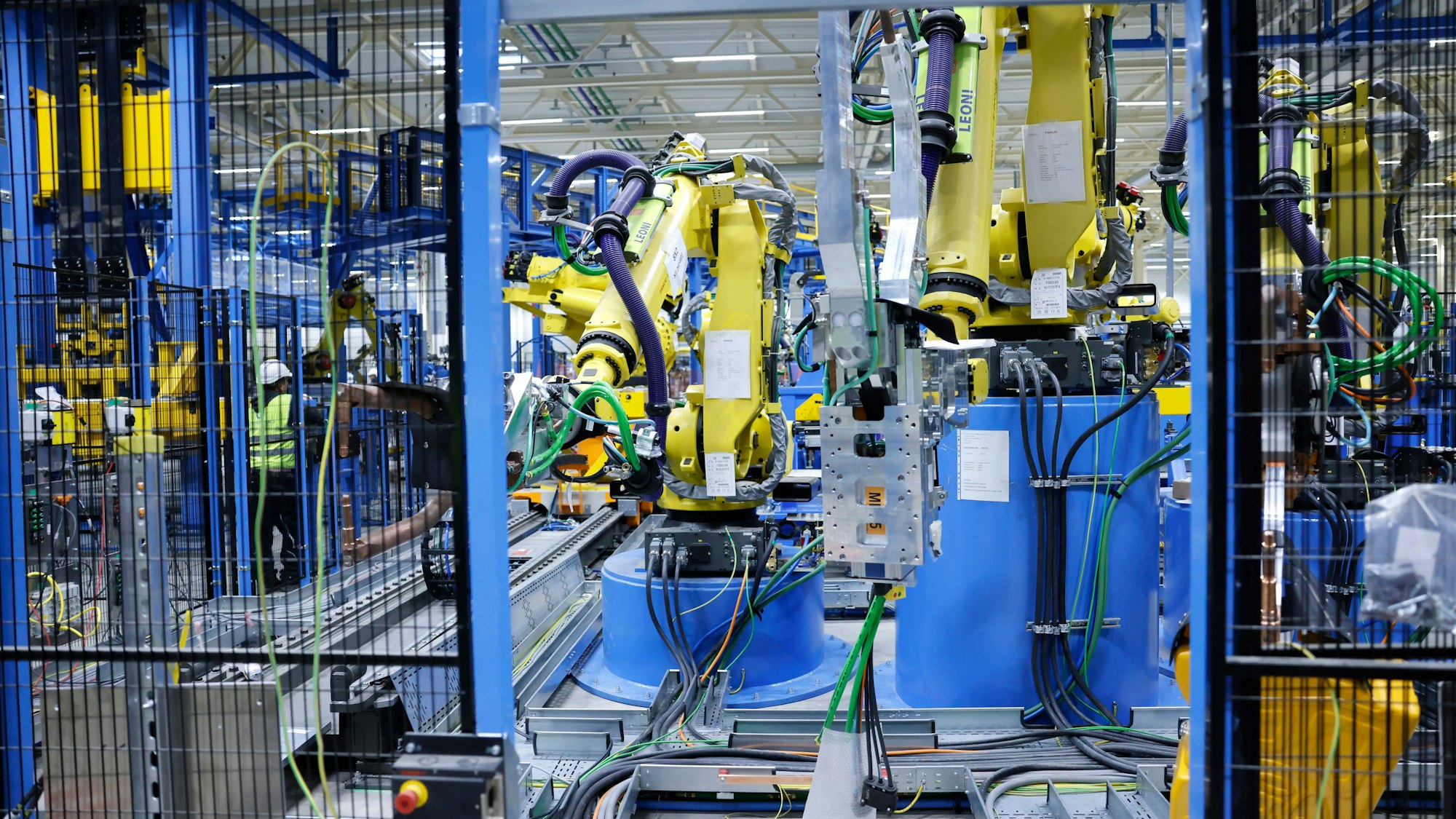 Im Bau befindliche neue Produktionshalle für Teile der E-Autos der Ford-Werke in Köln.