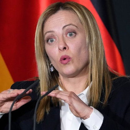 Giorgia Meloni, Ministerpräsidentin von Italien, äußert sich bei einer Pressekonferenz nach ihrem Gespräch mit Bundeskanzler Scholz im Bundeskanzleramt.