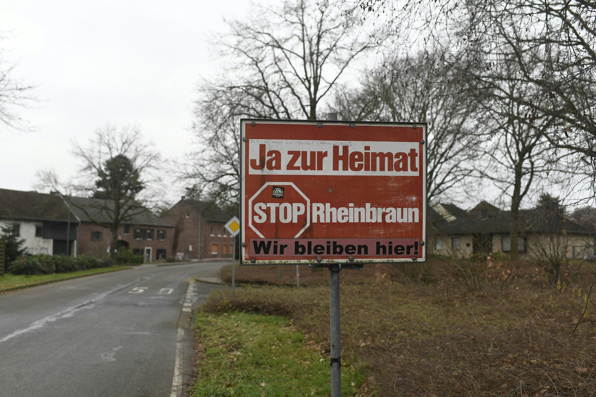2.2.2023: Besuch in den fünf geretteten Dörfern am Tagebau Garzweiler inklusive Bürgerversammlung.