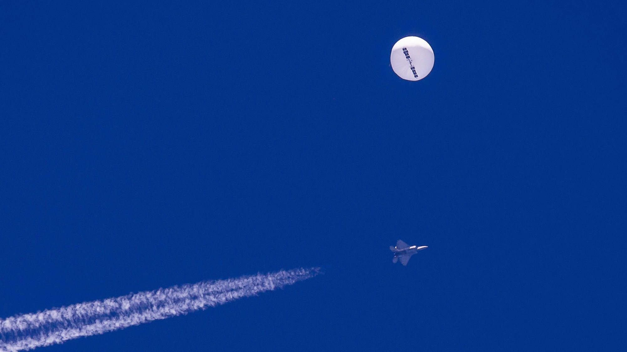 Ein F-22-Kampfjet hatte einen chinesischen Spionageballon über den USA abgeschossen. Auch über anderen Ländern wurden Ballons gesichtet.