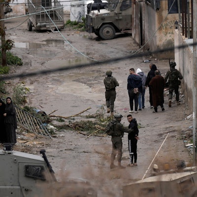 Israelische Streitkräfte nehmen Palästinenser südwestlich der Stadt Jericho fest. (Symbolbild)