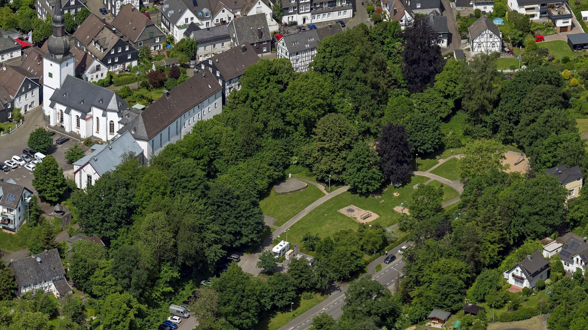 Blick aus der Vogelperspektive auf die Altstadt von Bergneustadt.