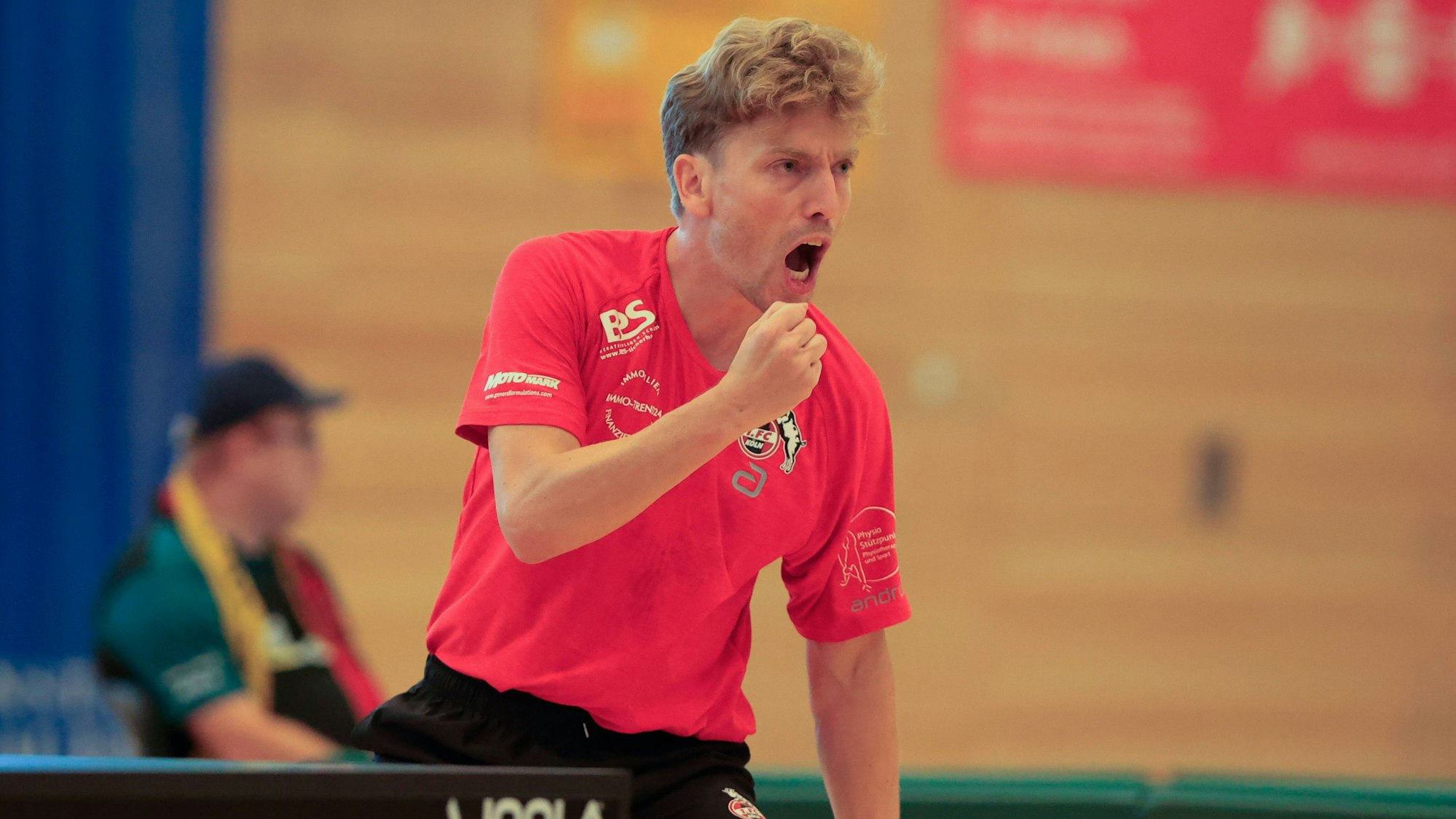 Lennart Wehking vom 1. FC Köln mit der Siegerfaust