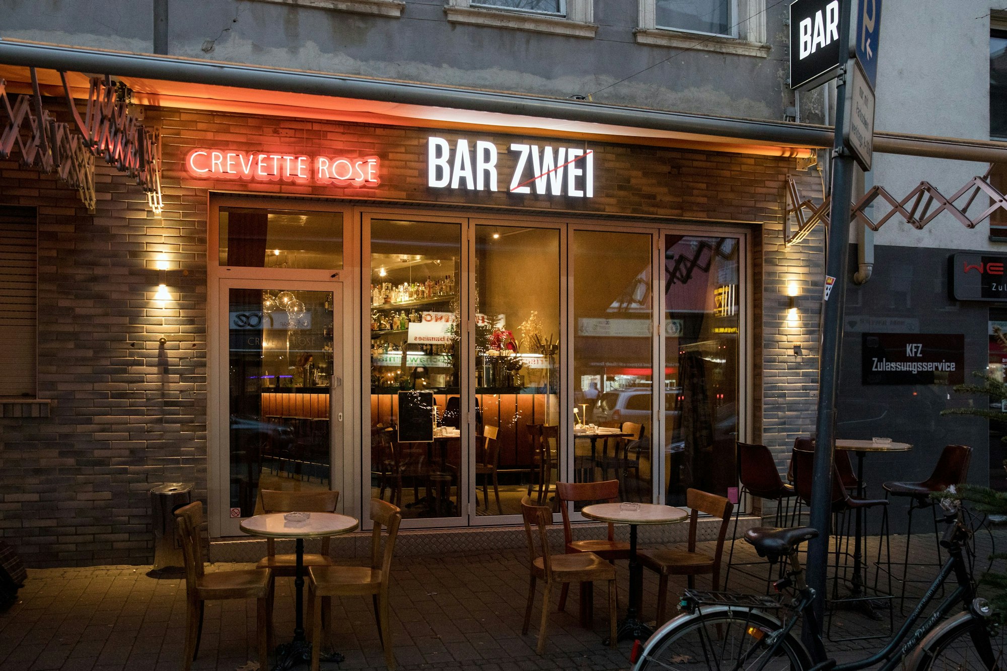 Außenansicht des Restaurants Crevette Rosé