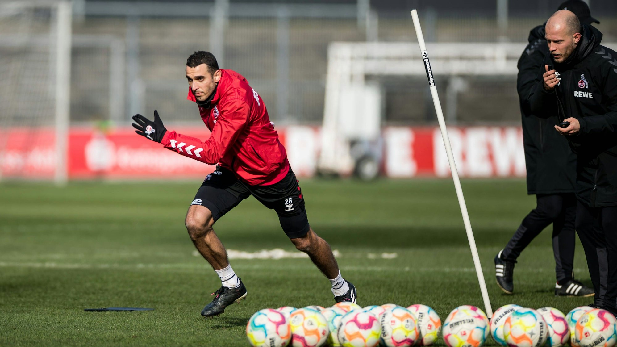 Training 1. FC Koeln 09.02.2023 Ellyes Skhiri 1. FC Koeln, 28 Training 1. FC Koeln Franz-Kremer-Stadion, 09.02.2023 *** Training 1 FC Koeln 09 02 2023 Ellyes Skhiri 1 FC Koeln, 28 Training 1 FC Koeln Franz Kremer Stadium, 09 02 2023 Copyright: xBEAUTIFULxSPORTS/Wunderlx