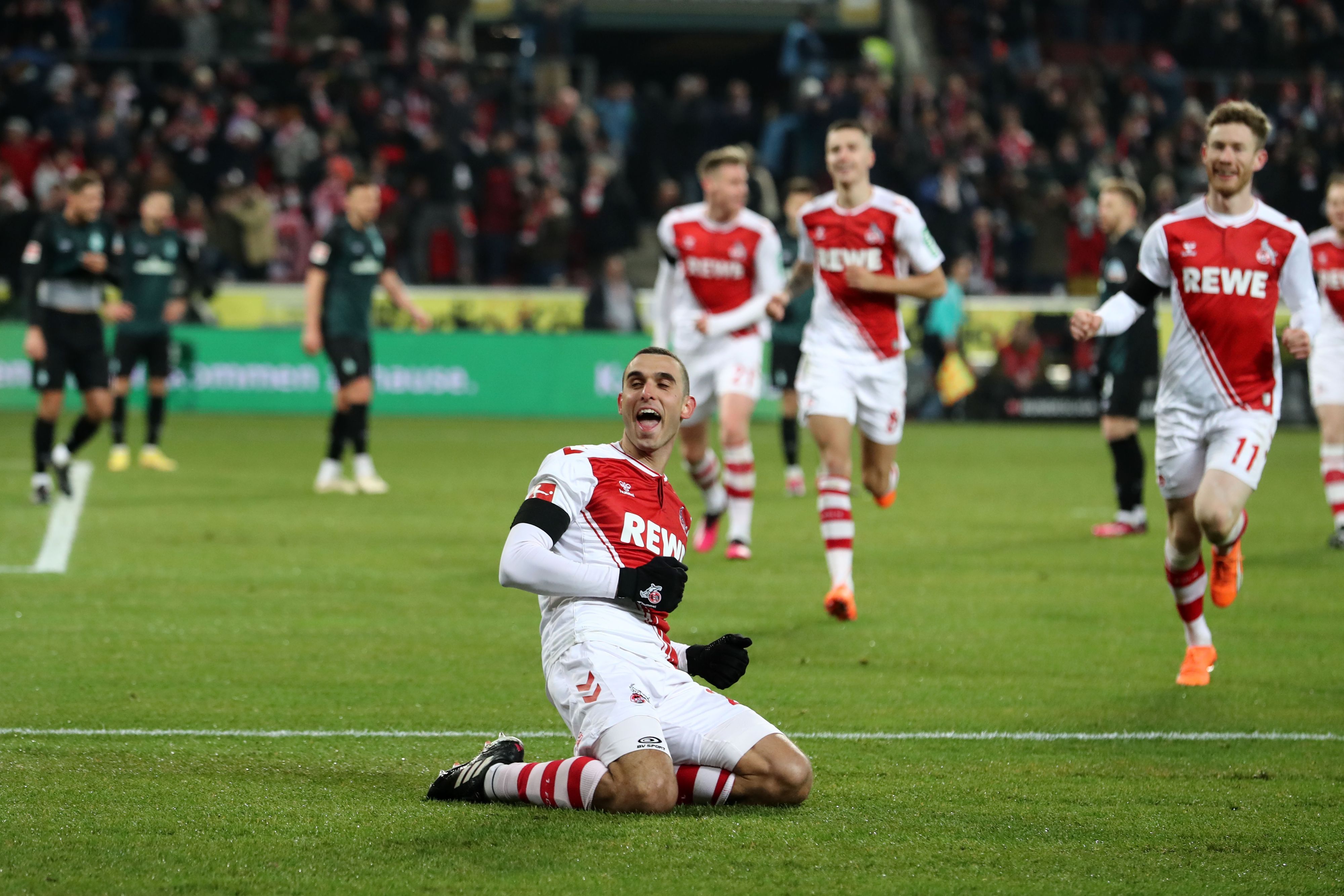 1.FC Köln vs. Werder Bremen, 16. Spieltag, 21.01.2023, 18.30 Uhr, Jubel nach dem Tor zum 6:1 durch Ellyes Skhiri (1. FC Köln),  Bild: Herbert Bucco