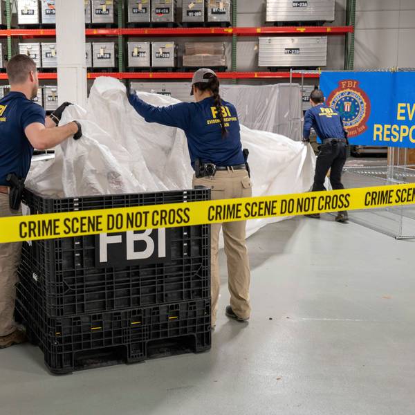 FBI-Ermittler untersuchen die Überreste des abgeschossenen Spionageballons, der aus China stammt.