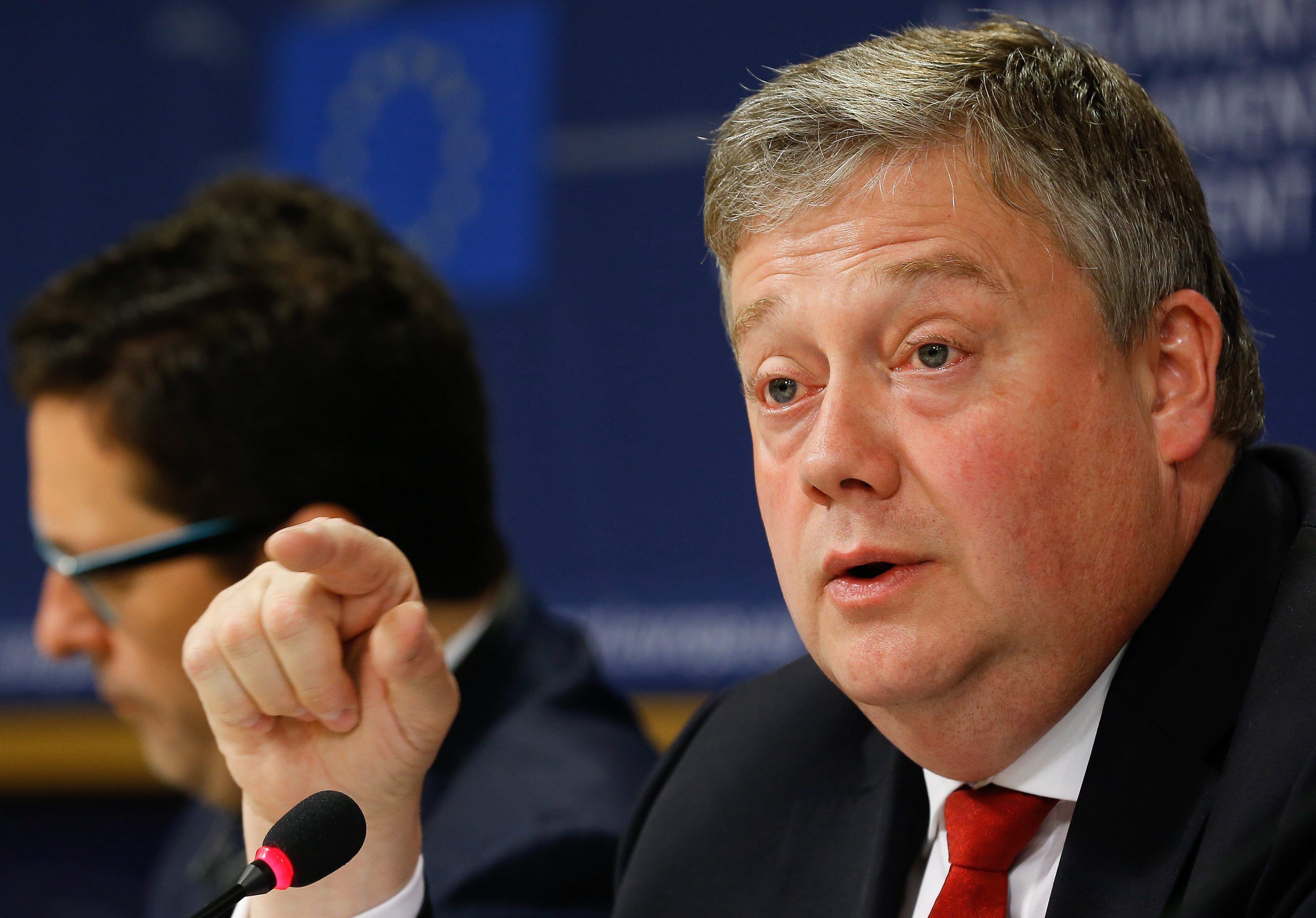 Marc Tarabella, Mitglied des Europäischen Parlaments, spricht im EU-Parlament.