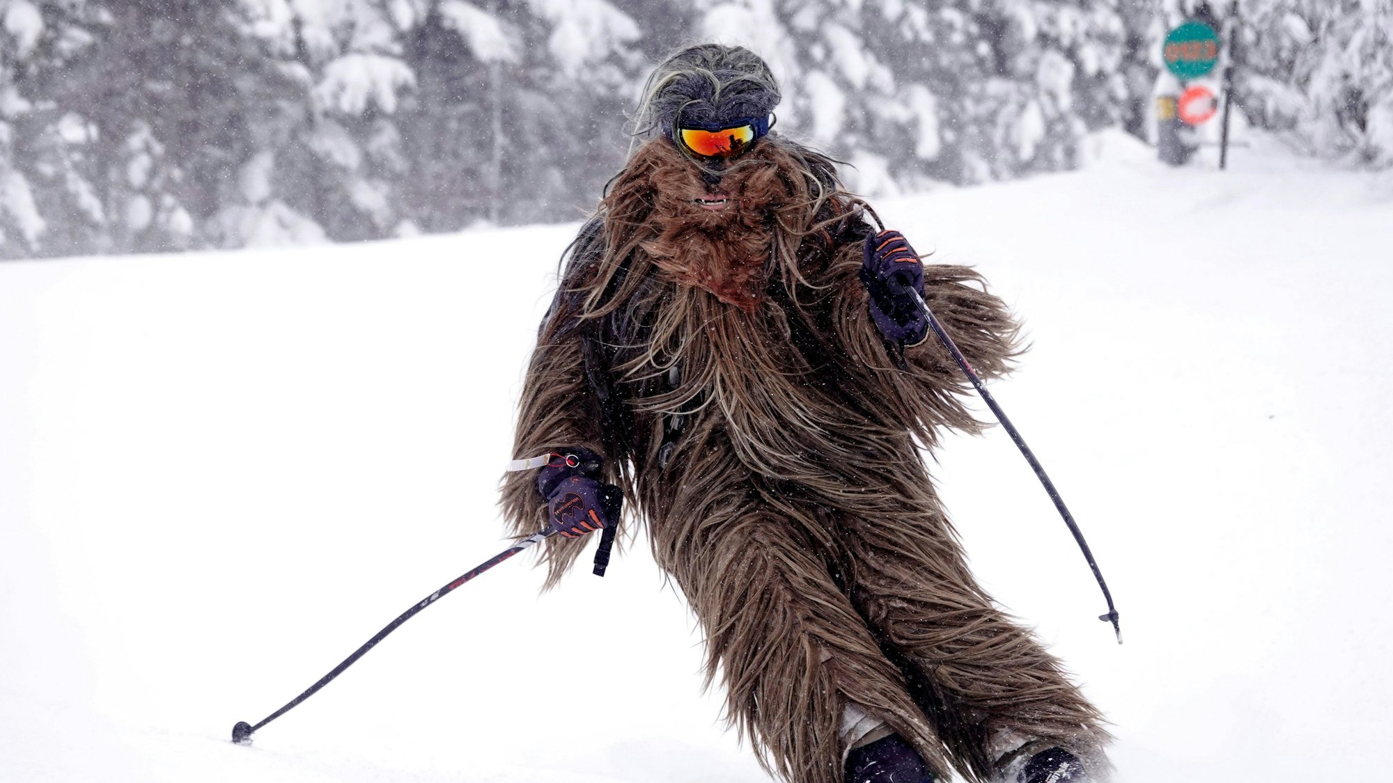 Ein Mann im Chewbacca-Kostüm. (Archivbild)
