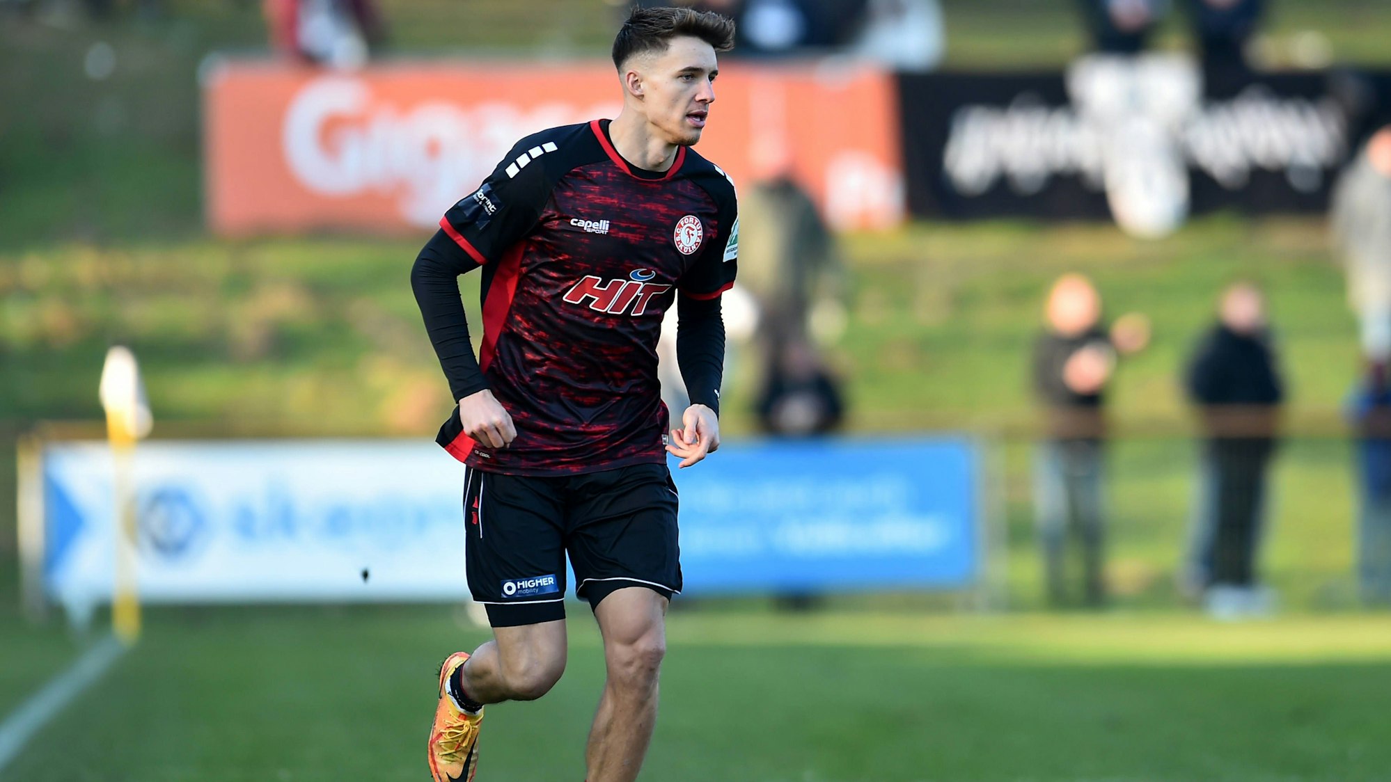 Fußball Herren Regionalliga West Saison 2022/2023 8. Spieltag: 1. FC Bocholt - SC Fortuna Köln am 28.01.2023 in der Gigaset-Arena in Bocholt Dustin Willms SC Fortuna Köln Nordrhein-Westfalen Deutschland *** Soccer Men Regionalliga West Season 2022 2023 Matchday 8 1 FC Bocholt SC Fortuna Köln on 28 01 2023 at Gigaset Arena in Bocholt Dustin Willms SC Fortuna Köln North Rhine Westphalia Germany