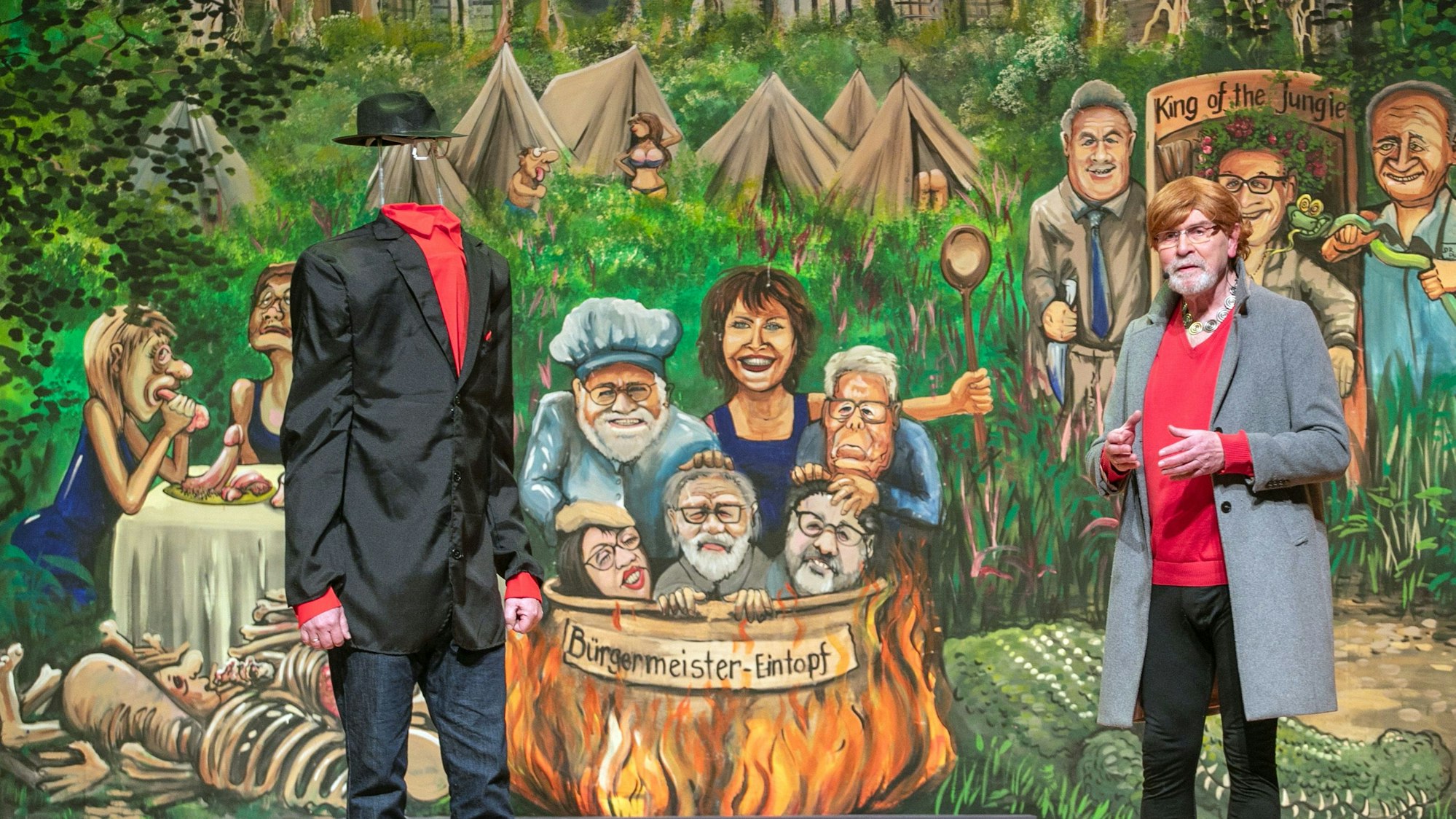 Fred Paral und Stephan Bruna spielen auf der Bühne in der Stadthalle einen Sketch.